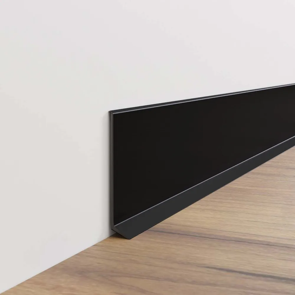 Металлический Плинтус MetraLite Черный 03 Металлический Плинтус MetraLite Черный 03